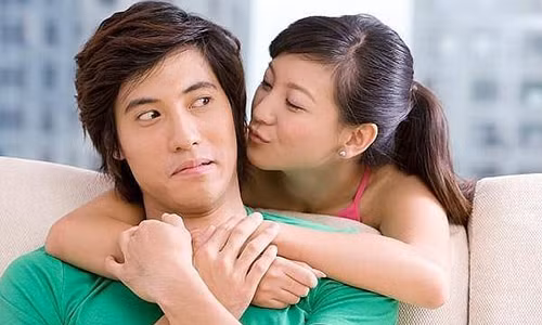 Những câu đùa cợt giữa vợ chồng tưởng vui nhưng lại phá nát hôn nhân Nhung cau dua cot giua vo chong tuong vui nhung lai pha nat hon nhan