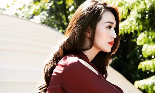 Dan ba khon ngoan lo giu sac, dan ba dai dot cham cham giu chong