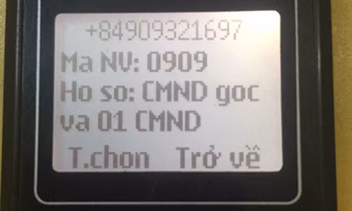 Nội dung tin nhắn từ nhân viên của Công ty TNHH DV-TM quốc tế C.T ở quận 7, TP Hồ Chí Minh.