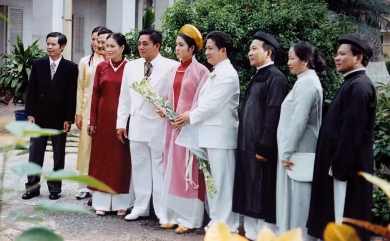 Hau truong doc la trong dam cuoi Quyen Linh, Tang Thanh Ha-Hinh-4
