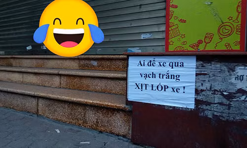Canh bao nhe nhang ma sau cay khien nguoi di duong giat minh