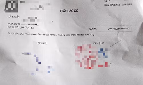 Giấy báo trả tiền cho anh Nhã còn thiếu hơn 10 triệu đồng.