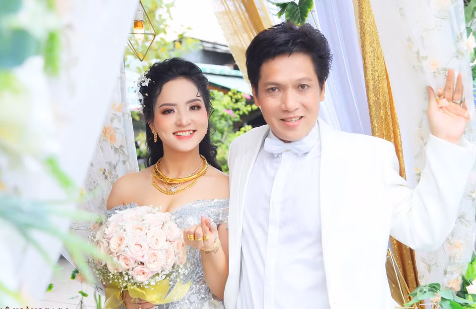 Sáng 4.10, lễ cưới của nghệ sỹ Trọng Nghĩa đã diễn ra tại quê nhà Bạc Liêu.