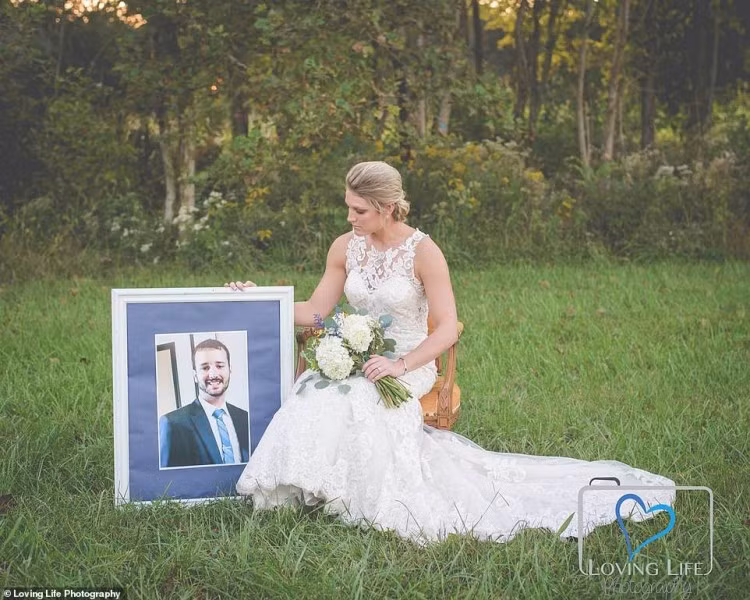 Các bức ảnh do Loving Life Photography chụp và chia sẻ trên Facebook. Bài đăng sau đó được mọi người chia sẻ hơn 21.000 lần.