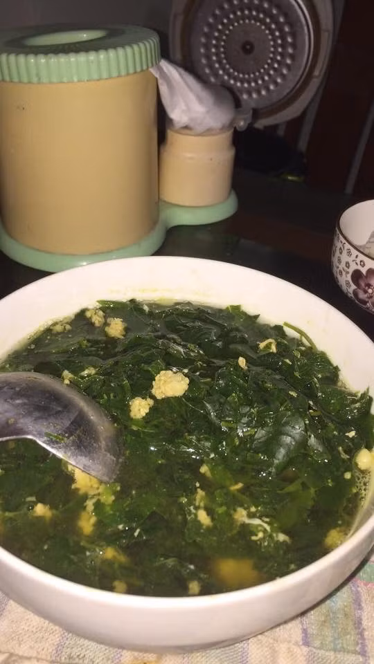 Nang dau nau mon canh rau ngot trung ga bi ca nha chong che-Hinh-2