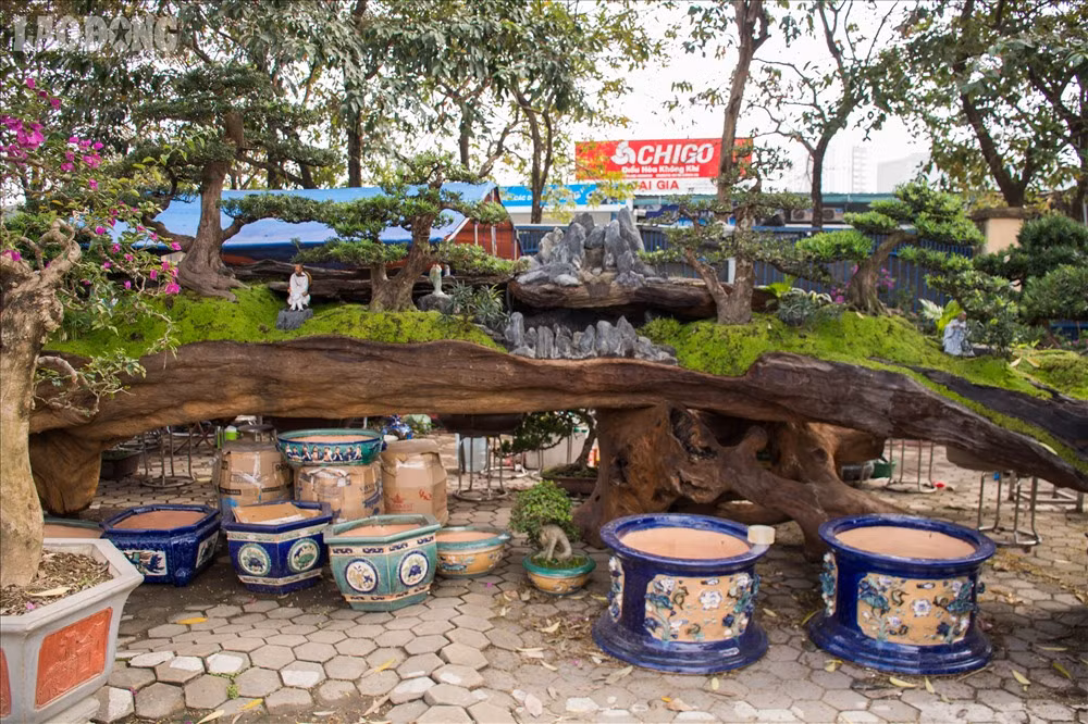 Tác phẩm thứ ba có tên “Trường Sơn lưu thủy”.