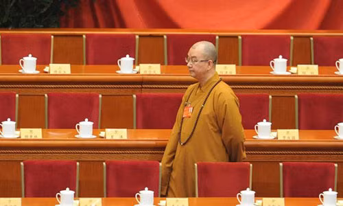 Su tru tri Trung Quoc bi to xam hai nu tu trong chua