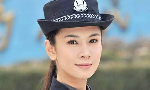 Vương Phi.