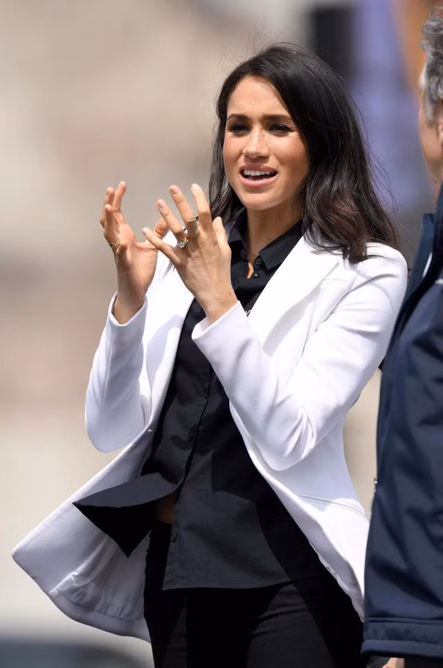 Cong nuong Meghan vo tinh tiet lo dieu bi mat ve con dau long