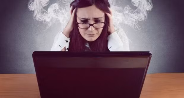 Stress là một phản ứng tự nhiên của cơ thể chống lại các tác nhân kích thích từ bên ngoài. Tình trạng stress kéo dài gây ức chế hệ tiêu hóa, khiến cở thể khó hấp thu đầy đủ chất dinh dưỡng. Chuyên gia dinh dưỡng Charlotte Watts đã chỉ ra 5 dấu hiệu cơ thể thiếu chất do stress gây ra.