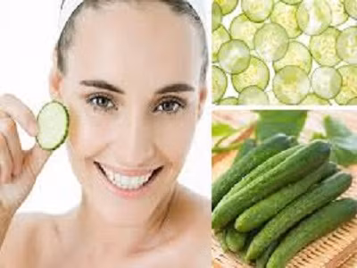 Không nên sử dụng lát dưa chuột đắp trực tiếp lên mặt. Bởi vì lát dưa chuột mới cắt sẽ chứa chất gây dính, dễ gây căng da, thậm chí da khô. Cách sử dụng đúng là lấy nước ép dưa chuột đắp mặt. Trước khi đi ngủ lấy nước ép dưa chuột tươi bằng cách thêm sữa, mật ong trộn đều, thoa mặt khoảng 20 phút sau khi rửa.