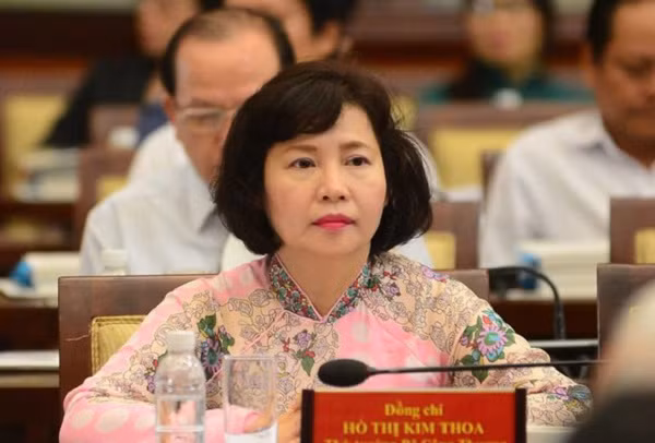 Ba Ho Thi Kim Thoa bi truy na do: Interpol vao cuoc... se som dan do ve nuoc?