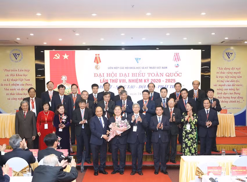 Lanh dao Lien hiep cac Hoi Khoa hoc va Ky thuat Viet Nam qua cac thoi ky-Hinh-2