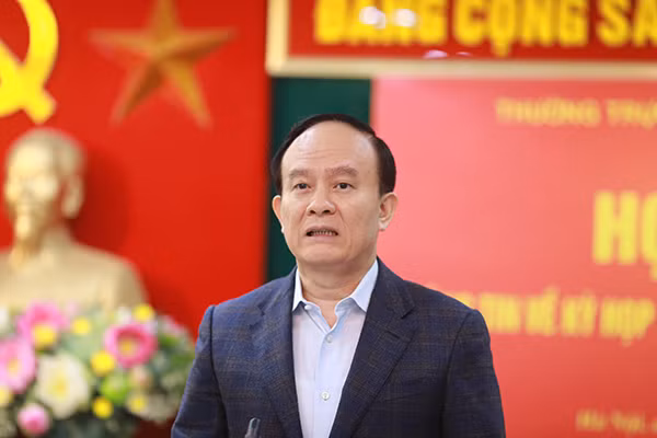 Chiều 9/12, tại Kỳ họp thứ 18, HĐND thành phố Hà Nội đã bầu ông Nguyễn Ngọc Tuấn, Phó Bí thư Thành ủy Hà Nội, Phó Chủ tịch Thường trực HĐND thành phố Hà Nội làm Chủ tịch HĐND thành phố Hà Nội khóa XV. Ông Tuấn sinh năm 1966, quê quán tỉnh Hải Dương.