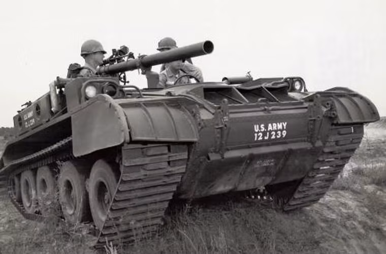 Cuối những năm 1960, M56 được rút khỏi Việt Nam nhường chỗ cho xe tăng hạng nhẹ M551 Sheridan "có giáp bảo vệ". Hiện nay, người ta chỉ có thể tìm thấy M56 Scorpion ở các bảo tàng quân sự Mỹ.