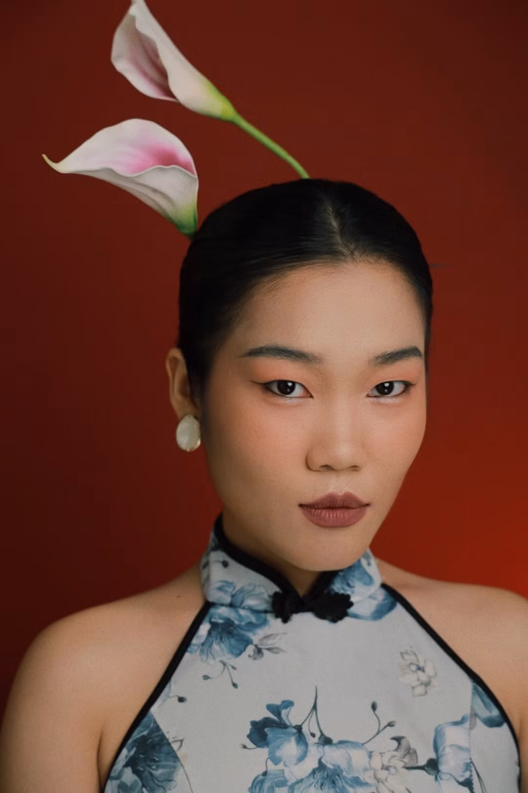 Vốn dĩ trước đó cô nàng thường xuất hiện với hình ảnh luộm thuộn, "lầy lội" nên khi tung bộ ảnh này ai nấy cũng đều bất ngờ.