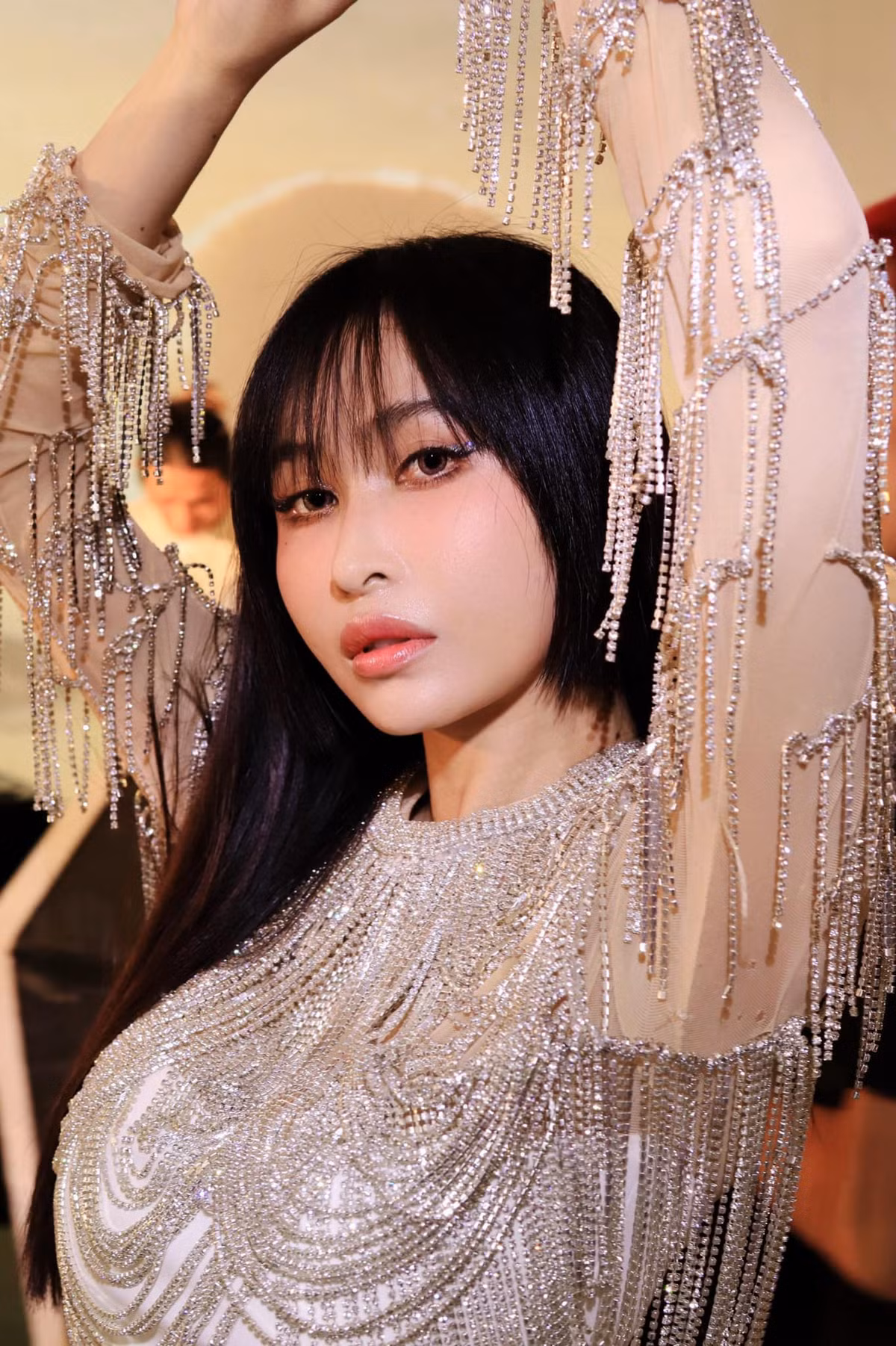 Dù không hoạt động nghệ thuật nhưng vợ hai Minh Nhựa là Mina Phạm luôn nhận được sự quan tâm đặc biệt từ phía cộng đồng mạng.