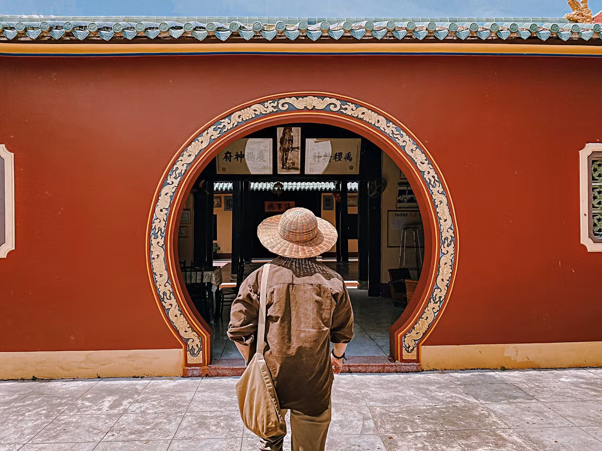 Quỳnh Phủ Hội Quán dù được nhiều lần trùng tu, tôn tạo nhưng vẫn giữ được nguyên trạng như thời kỳ mới thành lập. Ảnh: Cường Quốc Phạm