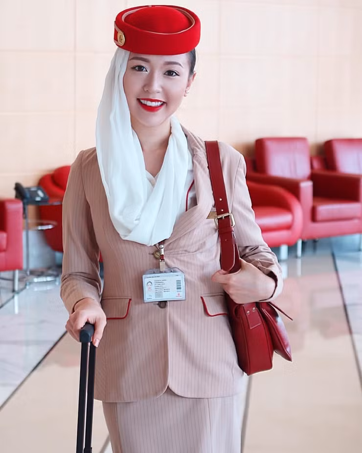 Kiều Phương còn từng phát hành sách kể về hành trình làm tiếp viên hàng không, chu du qua 55 quốc gia và 6 châu lục.