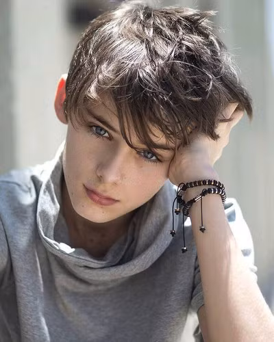Cậu bé 7 tuổi từng gây sốt MXH thế giới giờ ra sao? Cau be 7 tuoi tung gay sot MXH the gioi gio ra sao?