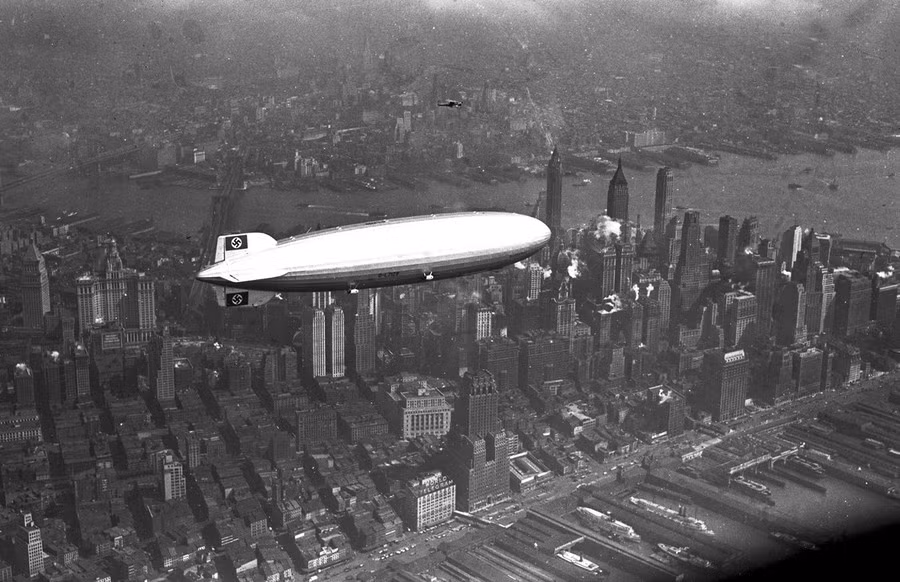Trước khi xảy ra thảm họa kinh hoàng trên, Z 129 Hindenburg được biết đến là khinh khí cầu lớn nhất thế giới. Nó có đường kính 41,2m và chiều dài 245m. Kích thước này lớn gấp 3 lần kích cỡ của máy bay Boeing 747. Không những vậy, khinh khí cầu có vận tốc tối đa đạt 135 km/h.