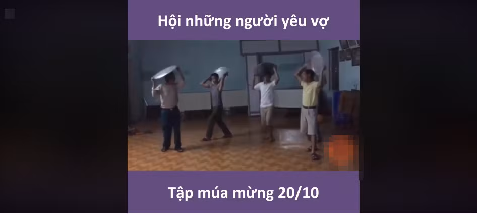 Trong một nhóm đông thành viên trên mạng xã hội đăng tải đoạn clip trên nền nhạc quan họ trữ tình, các ông chú tuổi đã trung niên nhưng vẫn hăng say tập múa rất uyển chuyển để chuẩn bị cho tiết mục tặng vợ nhân ngày Phụ nữ Việt Nam khiến cư dân mạng chỉ biết ôm bụng cười.
