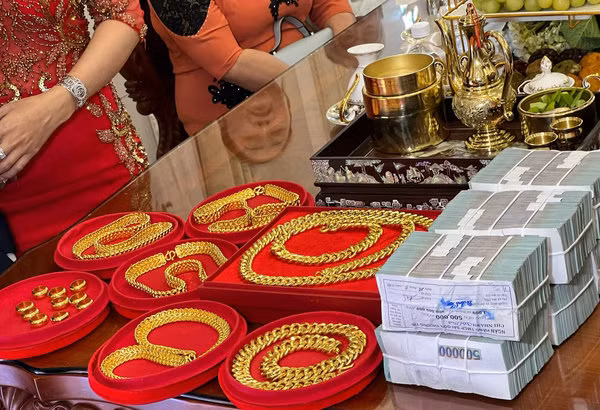 Ngoài số của hồi môn chuẩn "đại gia", gia thế của cặp đôi cũng gây chú ý không kém. Ảnh: P.M