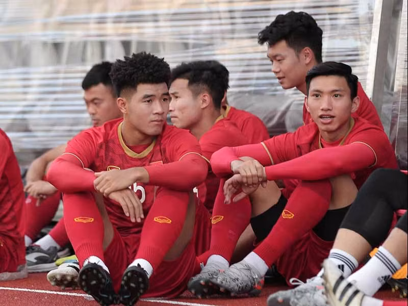 Trước khi SEA Games 30 diễn ra, Hà Đức Chinh không nhận được sự tin tưởng của người hâm mộ bởi khả năng dứt điểm không được tốt, thế nhưng cầu thủ gốc Phú Thọ đã chứng minh cho tất cả thấy rằng anh đang nỗ lực và hoàn thiện bản thân mình.