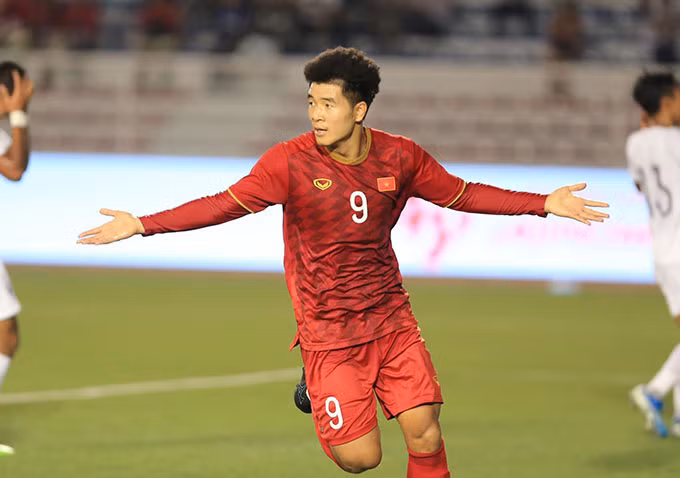 Hà Đức Chinh hiện đang là cầu thủ ghi bàn nhiều nhất tuyển U22 Việt Nam với 8 bàn thắng. Anh đang cạnh tranh gắt gao với cầu thủ U22 Indonesia Osvaldo Haay trong danh sách "Vua phá lưới" tại SEA Games 30.