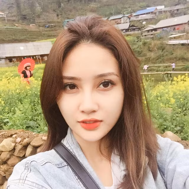 Bạn gái Phan Văn Biểu được đánh giá là sở hữu nhan sắc nổi bật với đôi mắt to tròn, khuôn mặt V-line.