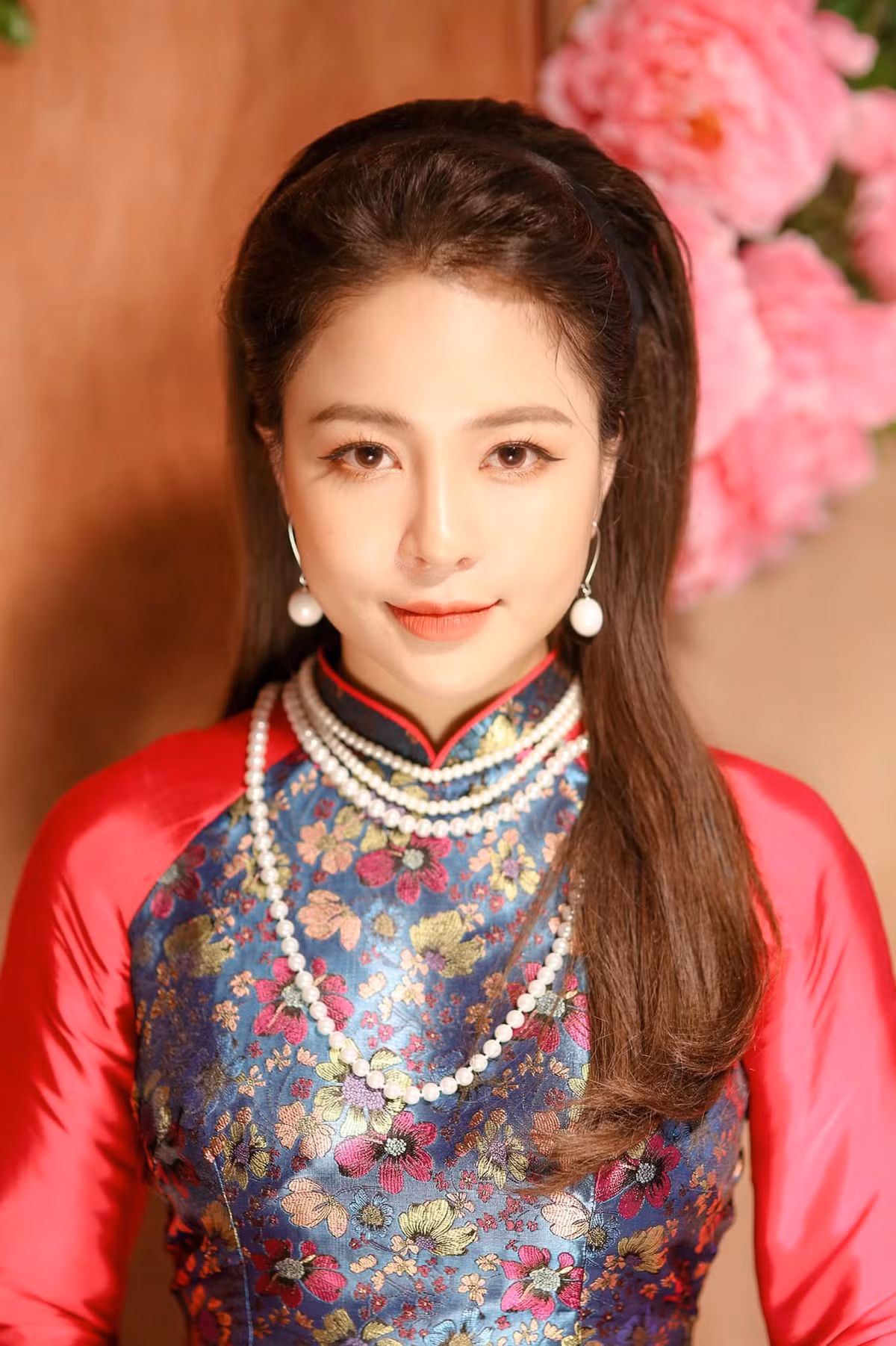 Tháng 4/2019, Trâm Anh bất ngờ lộ clip ân ái với bạn trai cũ. Cô nàng chưa bao giờ lên tiếng về sự việc này. Thế nhưng từ đó, tên tuổi của hot girl cũng bắt đầu "chìm" dần.