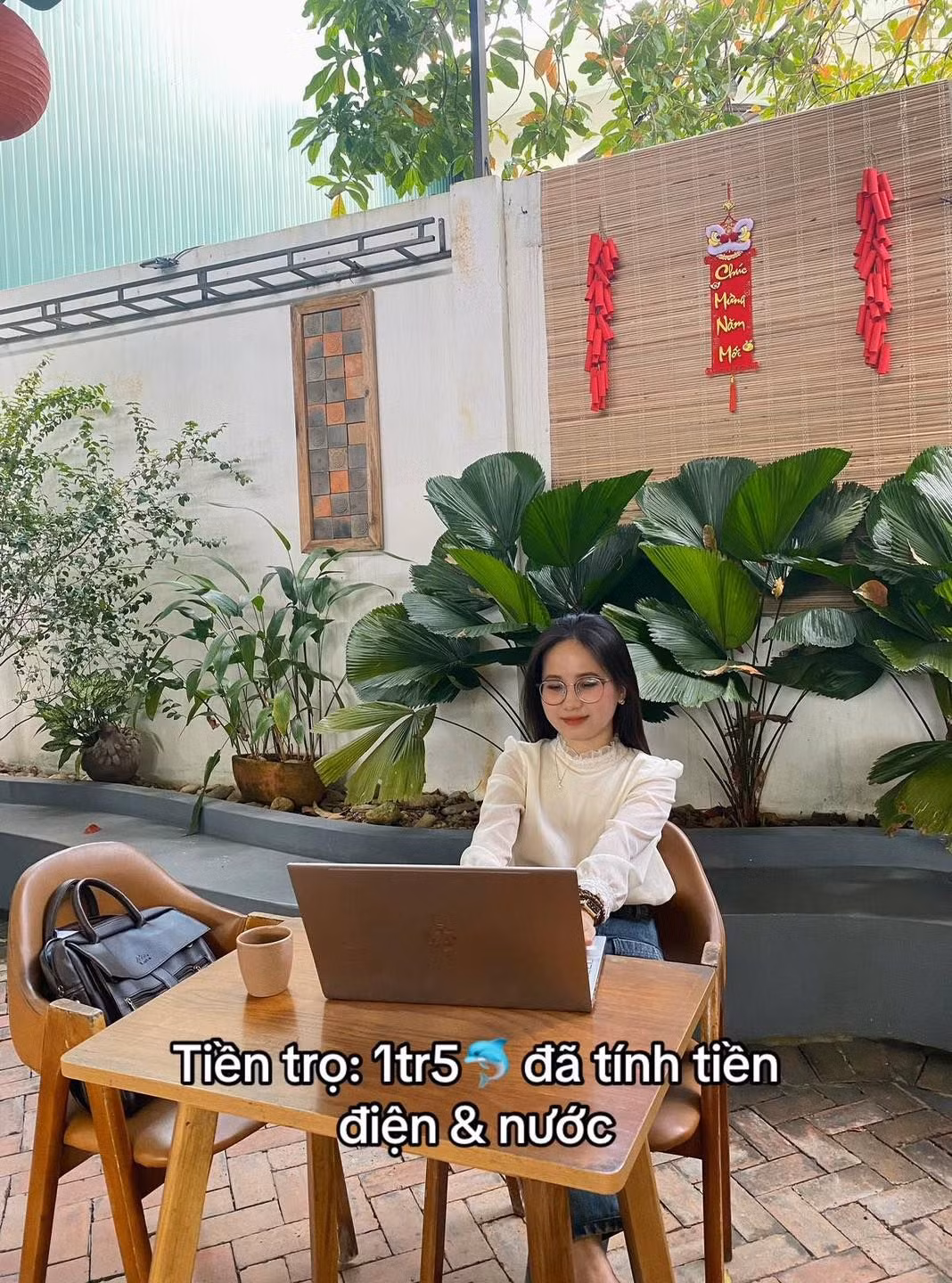 Mỗi tháng cô mất 1,5 triệu đồng cho tiền trọ, mức này được cho là hợp lý với bất động sản ở thành phố như Huế.