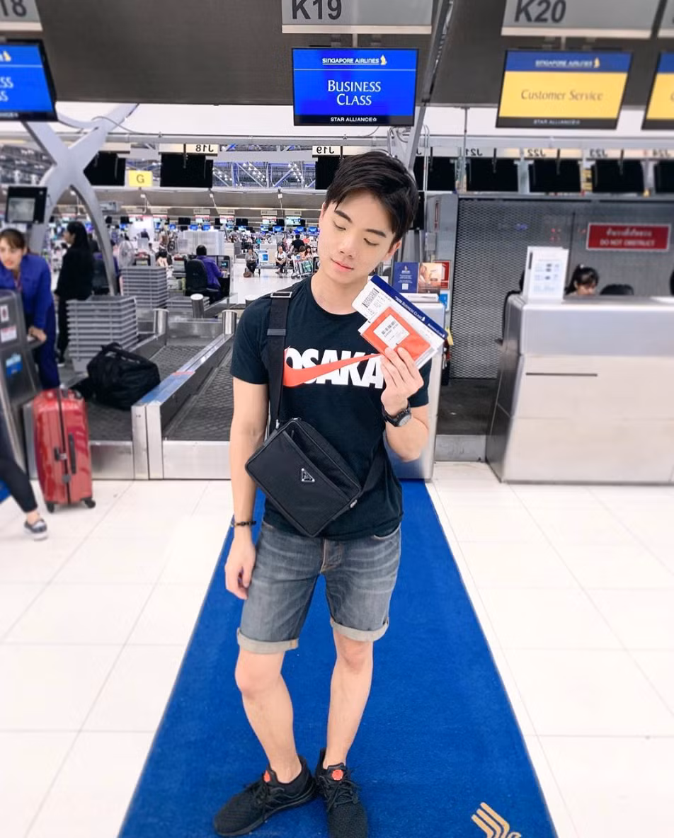 Soki Wu không chỉ có năng khiếu diễn hài, anh chàng còn sở hữu vẻ ngoài điển trai kiểu thư sinh và thân hình 6 múi.