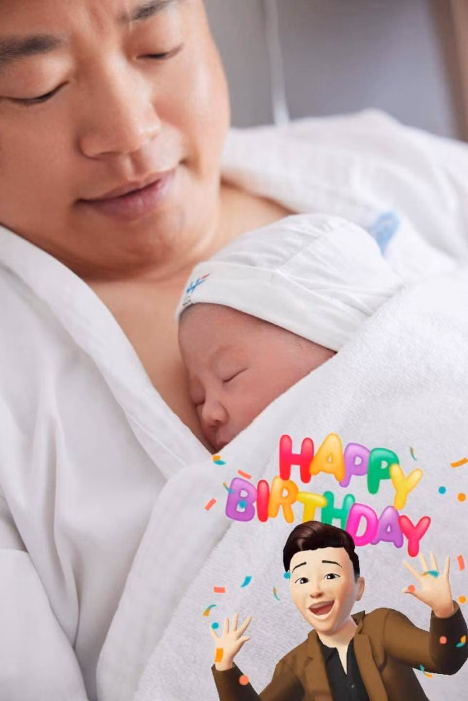 Mới đây, cặp đôi song sinh của diễn viên Phương Oanh và Shark Bình đã chào đời. Ngay lập tức, ông bố đã đăng tải khoảnh khắc âu yếm 2 chú "cá mập con" đáng yêu.