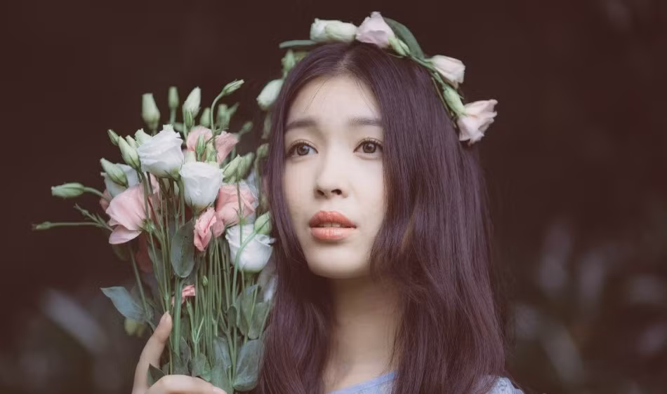 Xinh đẹp, múa dẻo, Tuyết Phi còn khiến nhiều người bất ngờ với ngón đàn dương cầm điêu luyện của mình.