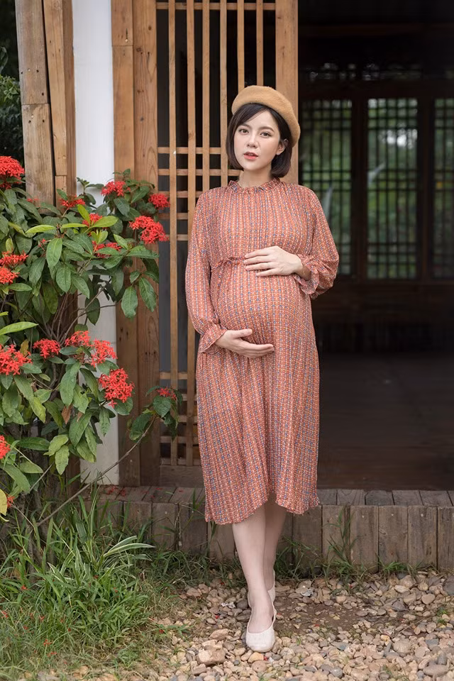 Hiện tại, Tú Linh cho biết cô đang mang thai em bé thứ hai và gửi lời cảm ơn tới những người quan tâm mình.