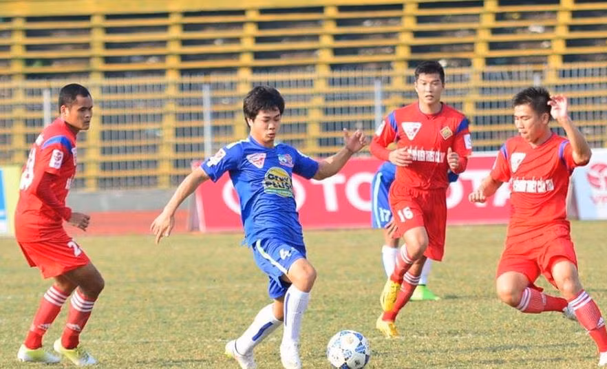 Cong Phuong da nhat nhoa, HAGL thua tham tran thu 5