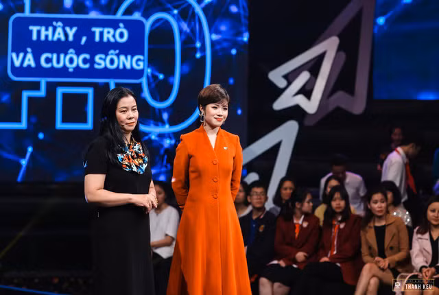 Nữ BTV, MC VTV cắt tóc ngắn nhìn thôi đã muốn yêu Nu BTV, MC VTV cat toc ngan nhin thoi da muon yeu