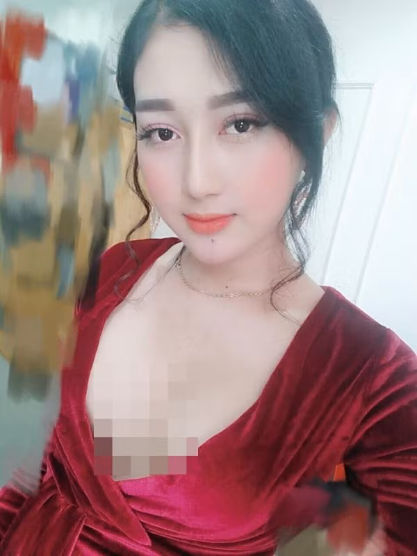Ngay sau khi bài viết của An Kim được đăng tải, cô nàng đã nhận được "cơn mưa" lời khen từ phía cộng đồng mạng. Nhiều người còn cho rằng, trong tương lai, cô nàng hoàn toàn có thể "soán ngôi" Hương Giang.