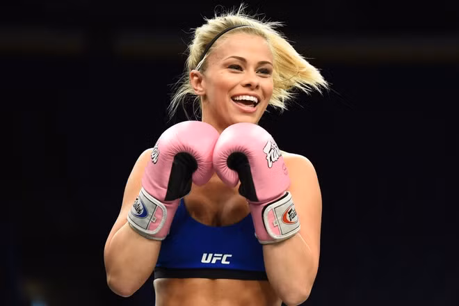 VanZant tên thật là Paige Michelle Sletten, sinh ra ở thành phố Dundee, bang Oregon (Mỹ). Trong cuốn tự truyện Surviving the fight of my life (tạm dịch: Sống sót sau trận chiến của cuộc đời) xuất bản năm 2018, nữ võ sĩ kể cô từng bị cưỡng hiếp tập thể năm 14 tuổi. Cú sốc kinh hoàng thời trung học khiến cô trầm uất, buộc phải đổi tên, chuyển nơi ở.