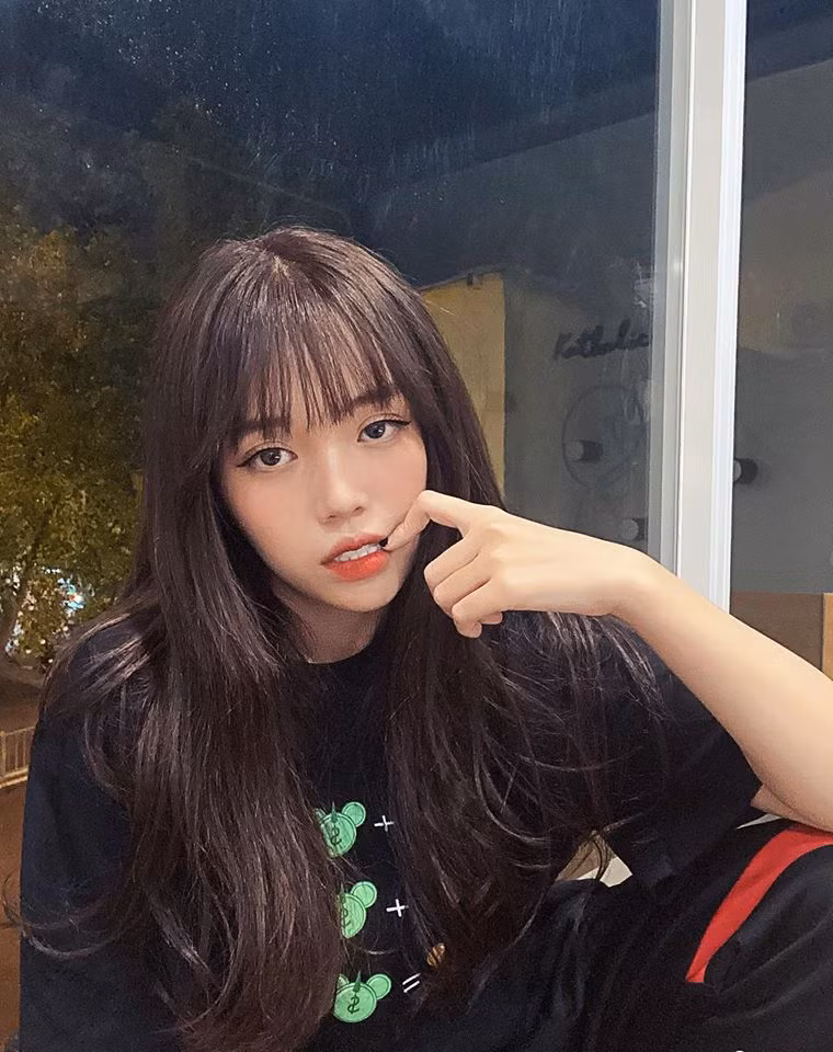 Về việc "phốt" ngọc nữ Midu sống giả tạo, Linh Ngọc Đàm cho hay đó là tin đồn thất thiệt.