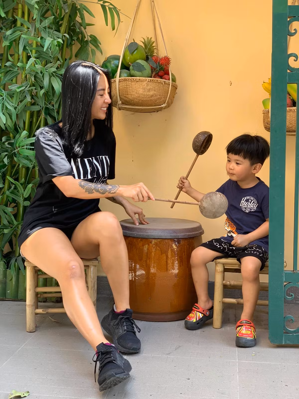 "Mình vẫn hiểu và chấp nhận vì nhu cầu đôi khi chỉ đến từ phía mình và không ai lúc nào cũng trong trạng thái thoải mái nhất để có thể phục vụ 24/7. Nếu là nhu cầu của mình thì mình sẽ tự giải tỏa thôi"