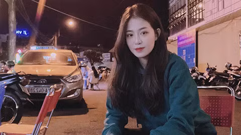Phong cách bình thường của cô nàng cũng không hề phô trương. Cô nàng cũng sống khá kín tiếng trên mạng xã hội.