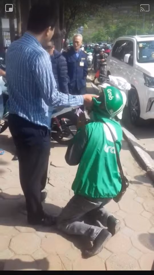 Be trom guong o to, xe om cong nghe nhan cai ket bam dap-Hinh-2
