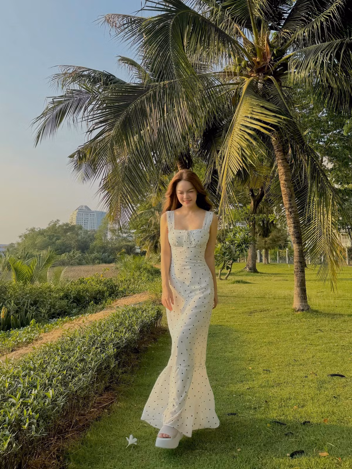 Sau 16 năm chung sống với nhạc sĩ Quang Huy và có hai con gái, Phạm Quỳnh Anh đã ly hôn vào năm 2018.
