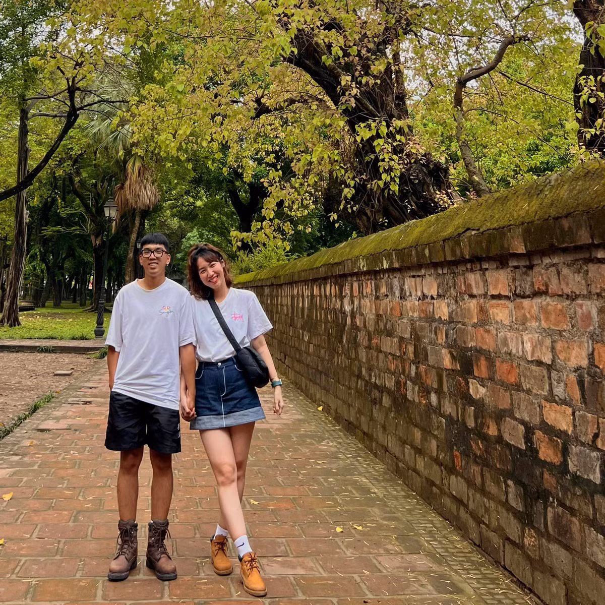 Cặp đôi chia sẻ: "7 ngày đi xuyên Việt - 17 tỉnh thành phố -2000km và muôn vàn kỉ niệm với người mình thương".