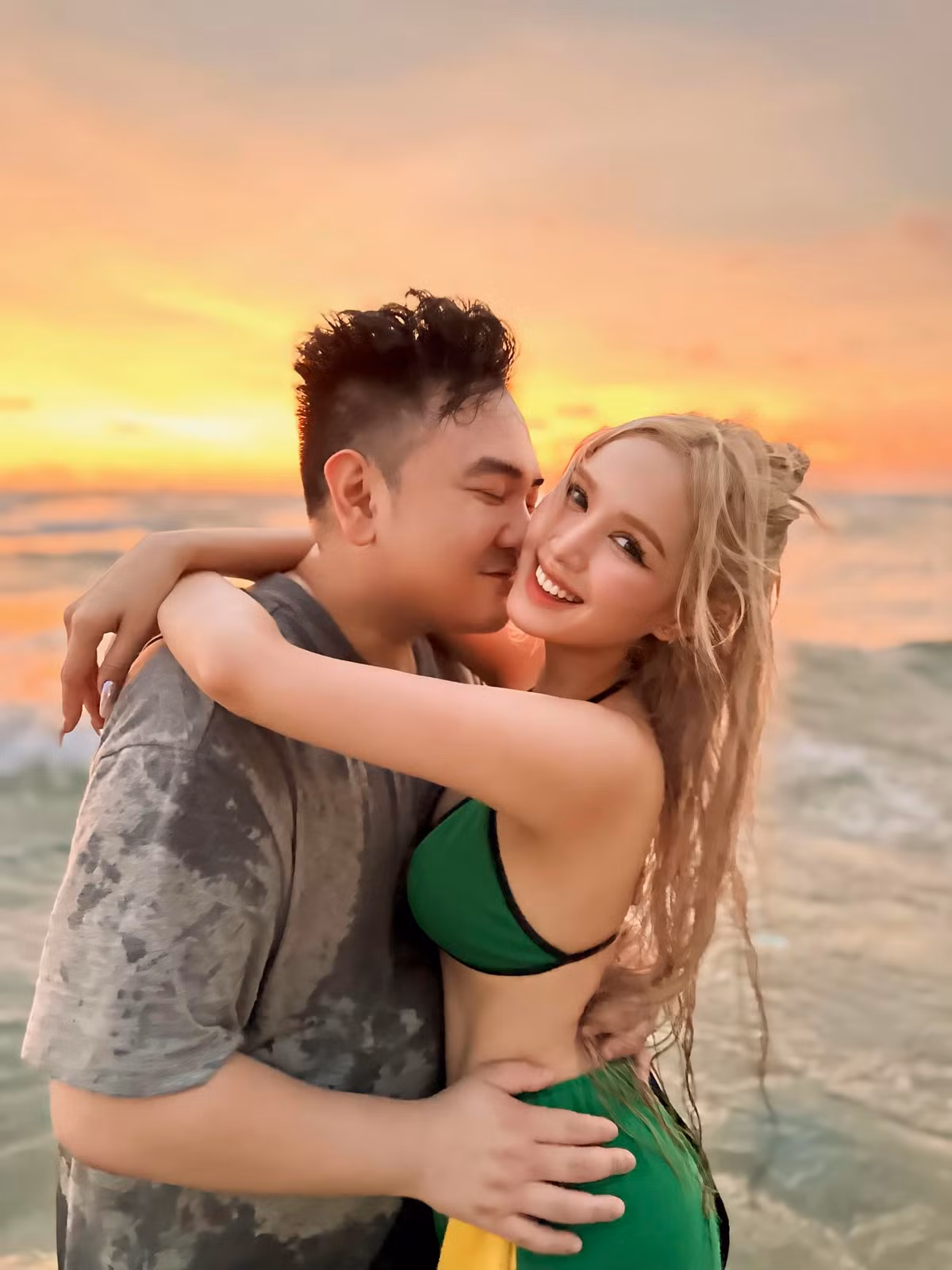 Chuyện tình "chú - cháu" cách 13 tuổi từng khiến netizen bàn tán xôn xao.