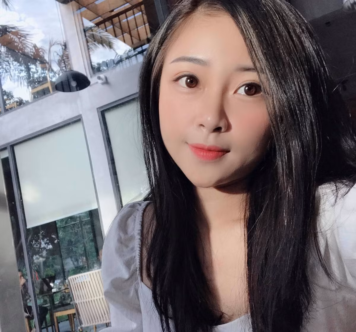 Vợ Văn Đức tên là Võ Nhật Linh (SN 1997), vốn là hot girl nổi tiếng tại Nghệ An, cô nàng được biết đến với biệt danh "hot girl mầm non" bởi một số khoảnh khắc chụp cùng học trò trong kỳ thực tập.