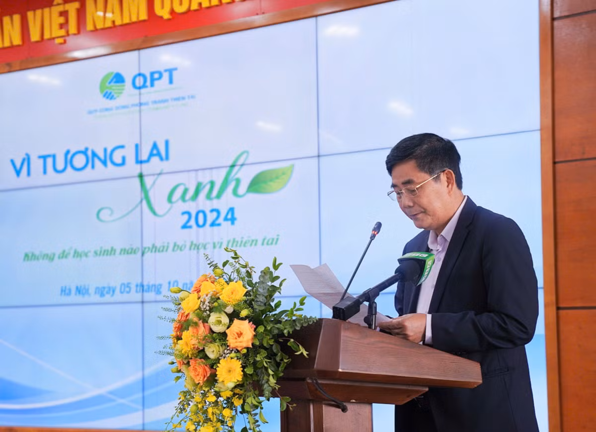 “Vi Tuong Lai Xanh 2024”: Khong de cac em bo hoc vi thien tai
