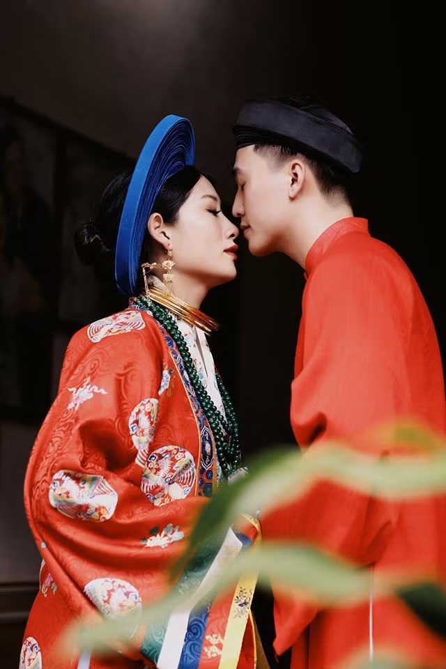 Khi những hình ảnh về đám cưới của mình được chia sẻ trên diễn đàn và nhận nhiều lời khen từ mọi người, cô dâu Thuỳ Anh và chú rể Thành Nam rất bất ngờ.